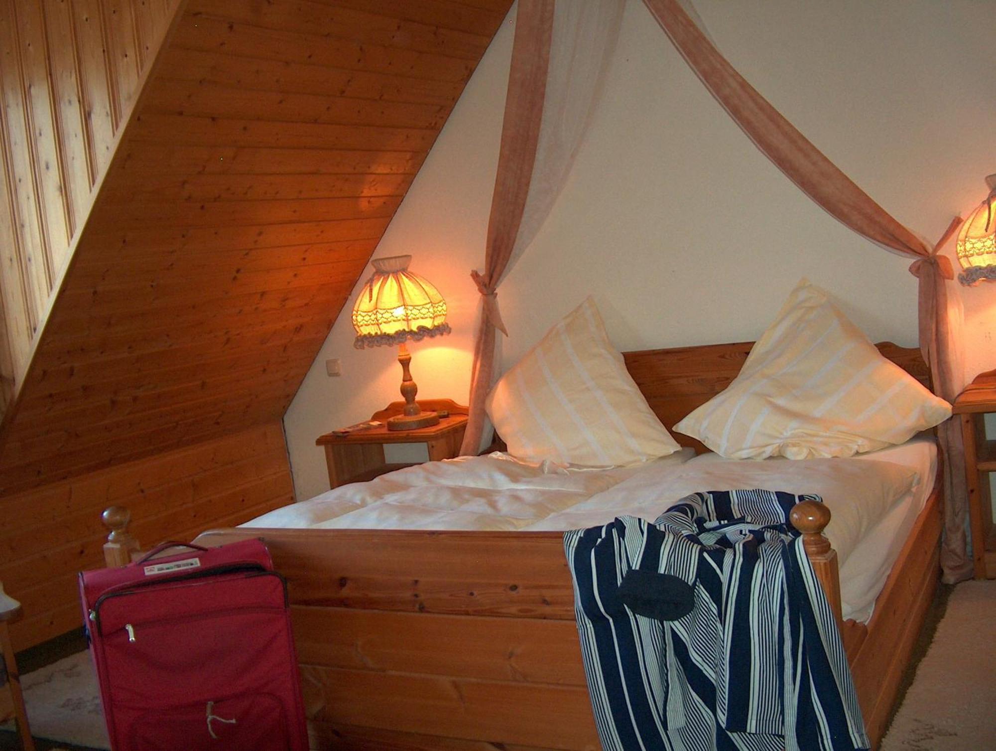 Akzent Hotel Zur Wasserburg - Hotel Garni Bed & Breakfast Harpstedt ภายนอก รูปภาพ