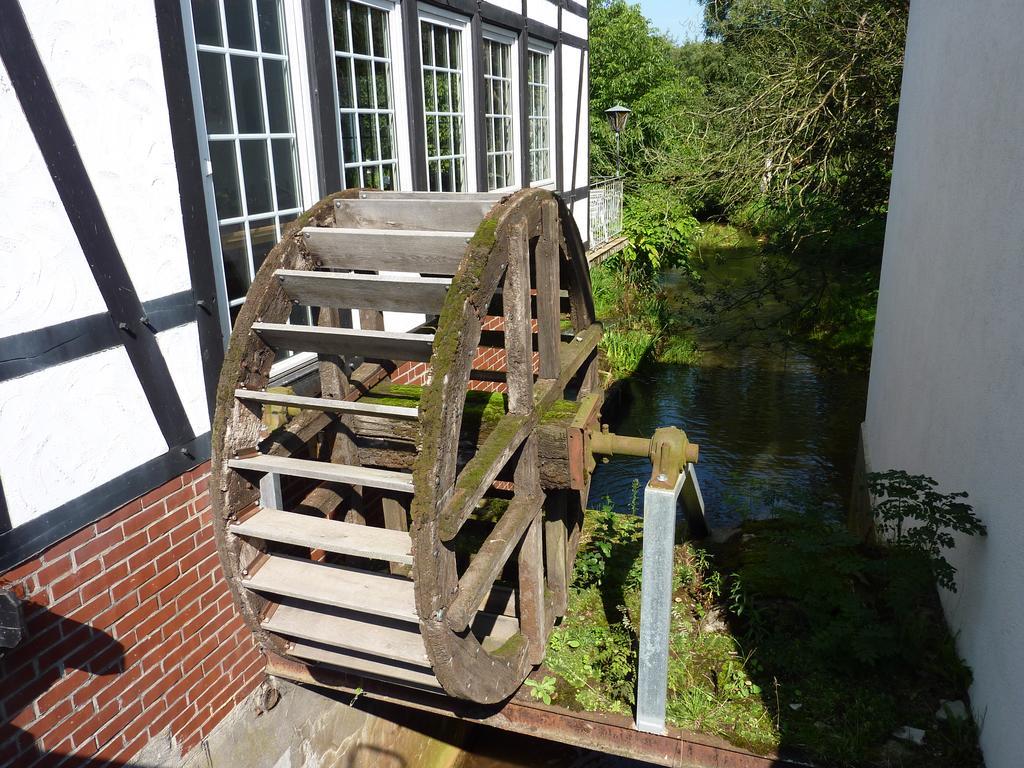 Akzent Hotel Zur Wasserburg - Hotel Garni Bed & Breakfast Harpstedt ภายนอก รูปภาพ