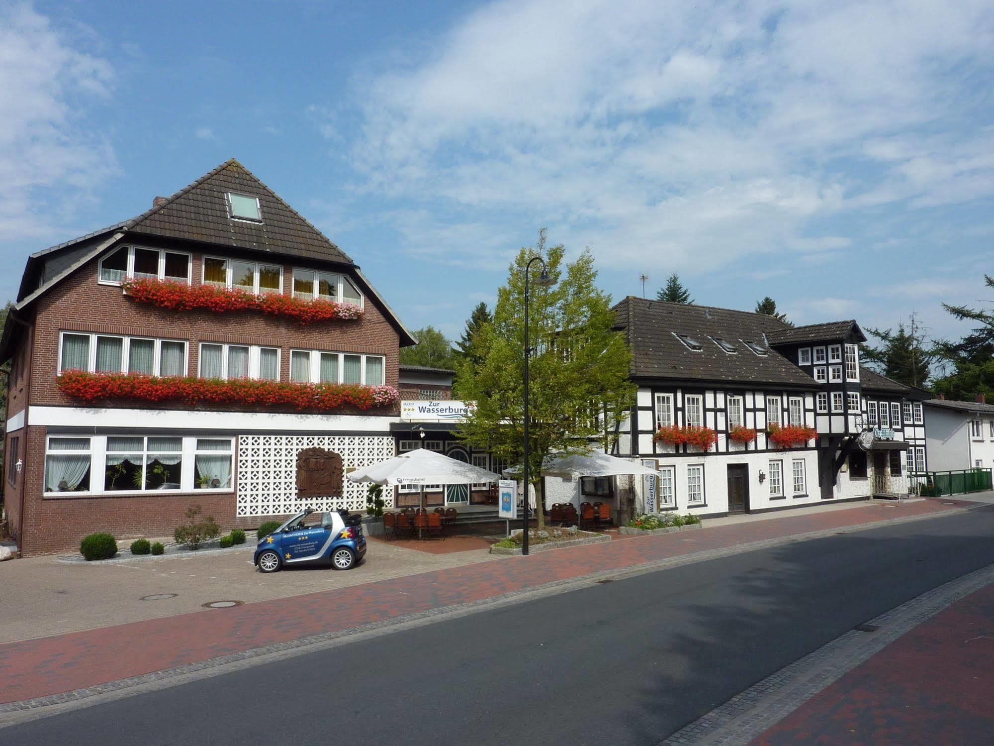 Akzent Hotel Zur Wasserburg - Hotel Garni Bed & Breakfast Harpstedt ภายนอก รูปภาพ